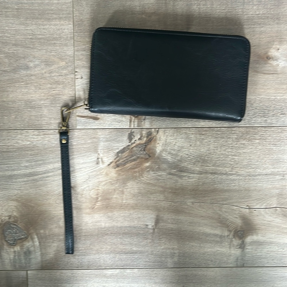 Black wallet with handle